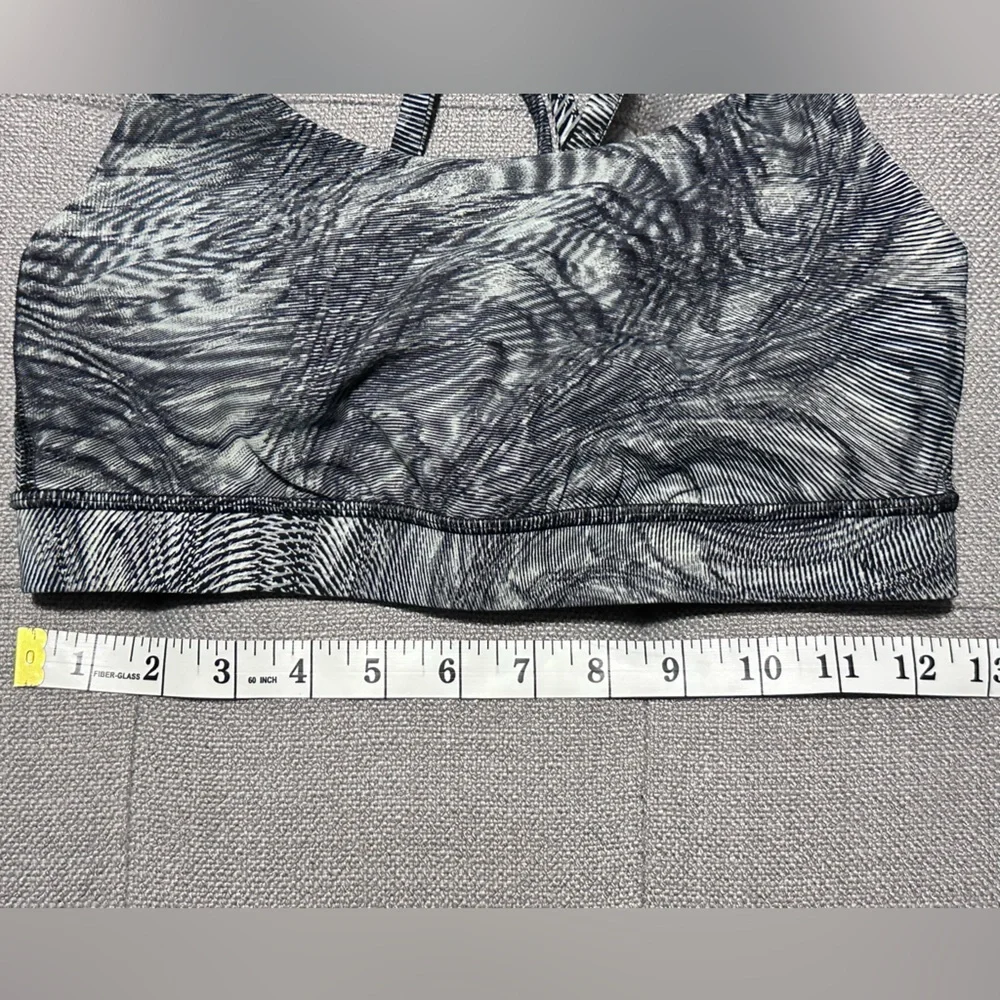 Lululemon Energy Bra B–D Cup Island Mist Black Size 6